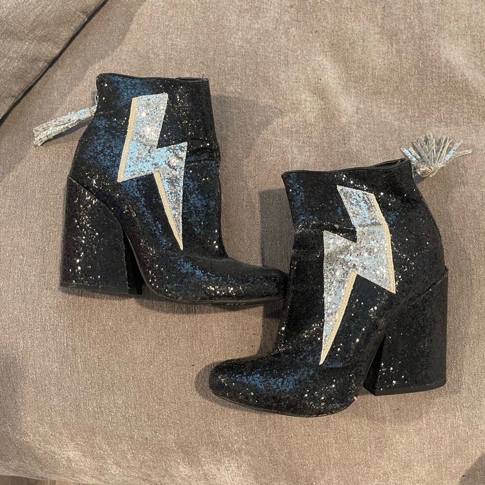 YRU vintage ziggy glitter lightning bolt heel boot